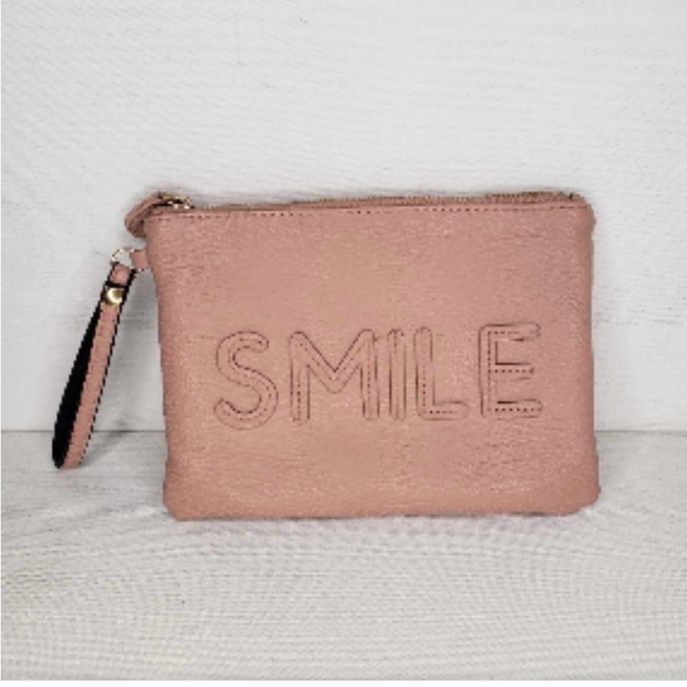 Wristlet or Make Up Bag SMILE NWOT